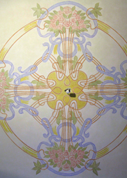 Soffitto decorato con nastri e rose